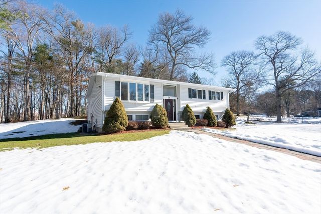 31 Spring Ln, Sharon, MA 02067