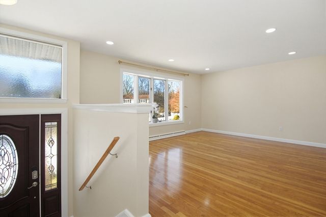 31 Spring Ln, Sharon, MA 02067