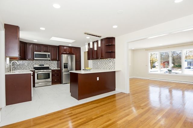 31 Spring Ln, Sharon, MA 02067