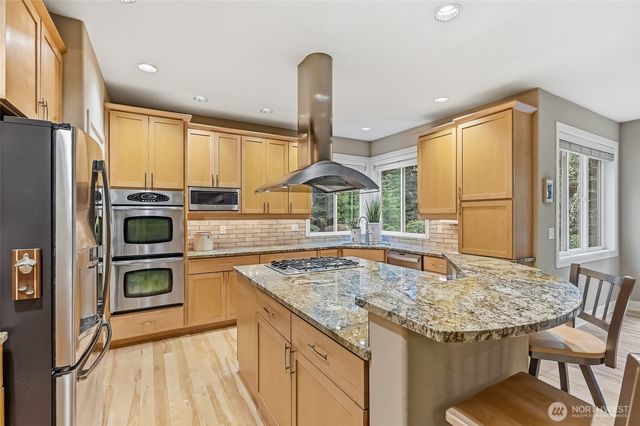 31733 222nd Court SE, Black Diamond, WA 98010