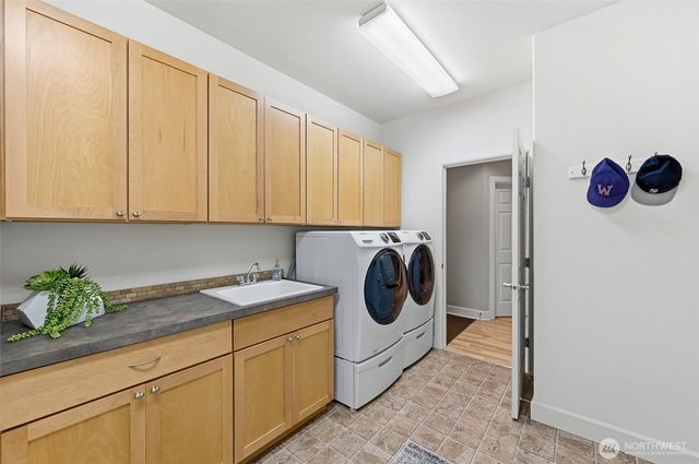 31733 222nd Court SE, Black Diamond, WA 98010