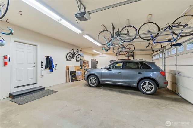 31733 222nd Court SE, Black Diamond, WA 98010