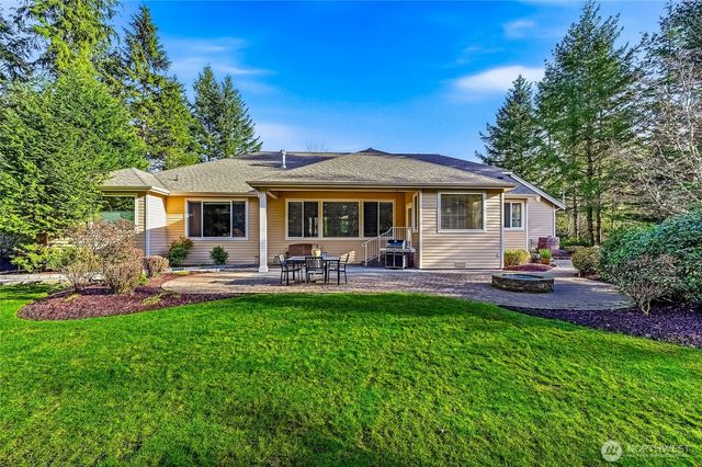 31733 222nd Court SE, Black Diamond, WA 98010