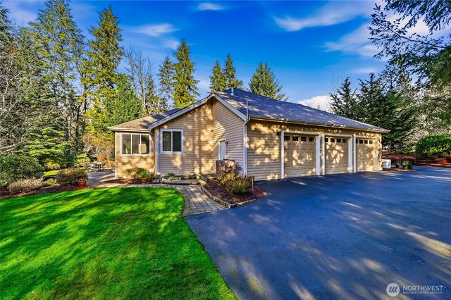 31733 222nd Court SE, Black Diamond, WA 98010