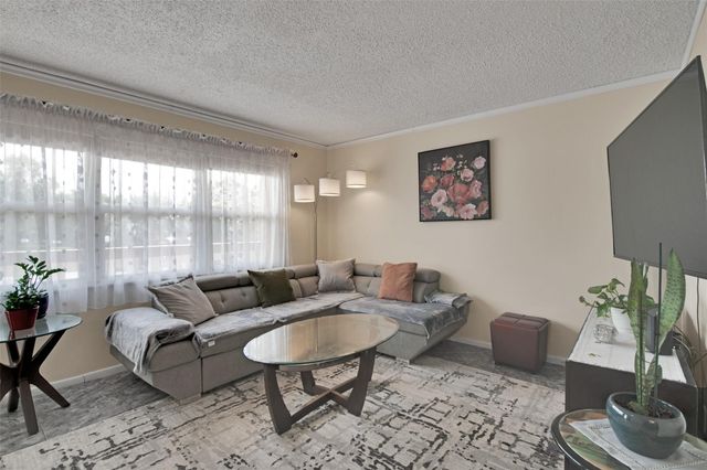 4302 Martinique Circle E2, Coconut Creek, FL 33066