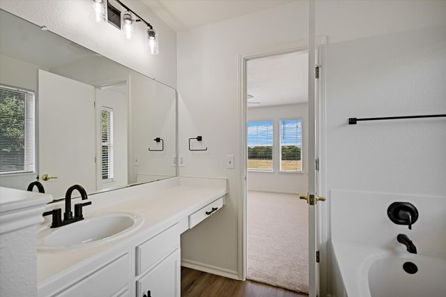 11504 Robert Wooding DR, Austin, TX 78748
