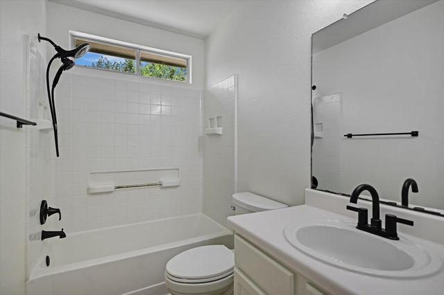 11504 Robert Wooding DR, Austin, TX 78748