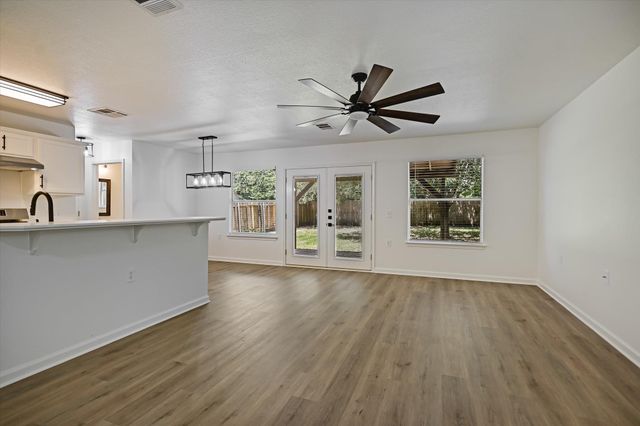 11504 Robert Wooding DR, Austin, TX 78748