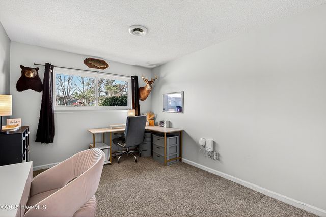 6021 E Red Oak Court, Jacksonville, NC 28546