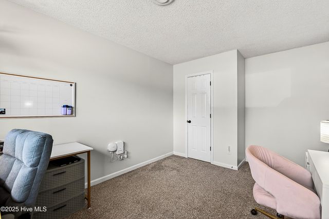 6021 E Red Oak Court, Jacksonville, NC 28546