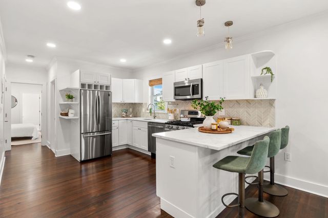 16 Phelps St 2, Salem, MA 01970