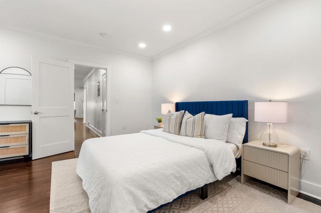 16 Phelps St 2, Salem, MA 01970