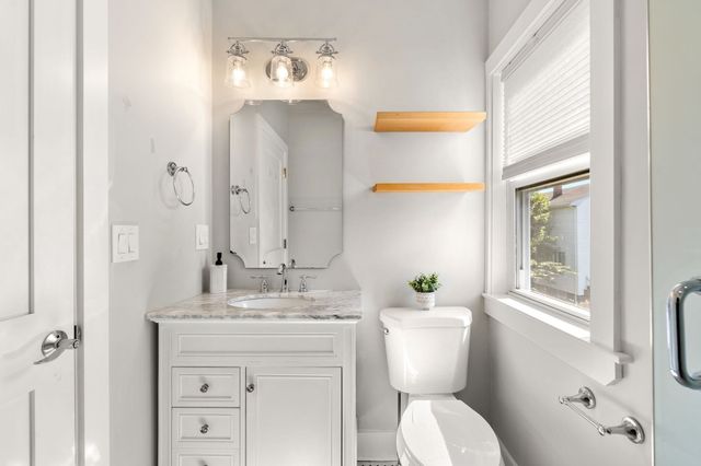 16 Phelps St 2, Salem, MA 01970