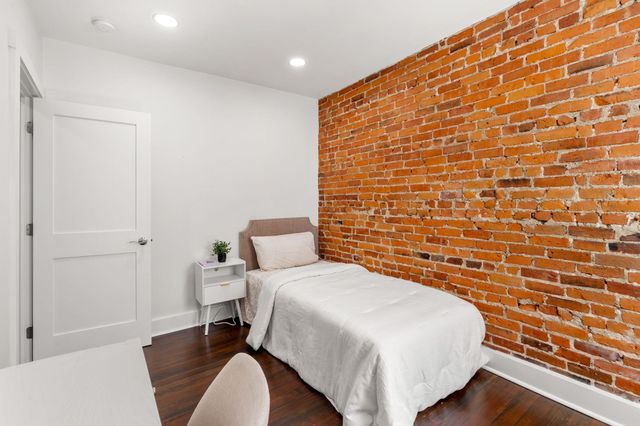 16 Phelps St 2, Salem, MA 01970