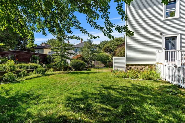 16 Phelps St 2, Salem, MA 01970