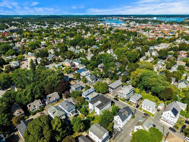 16 Phelps St 2, Salem, MA 01970