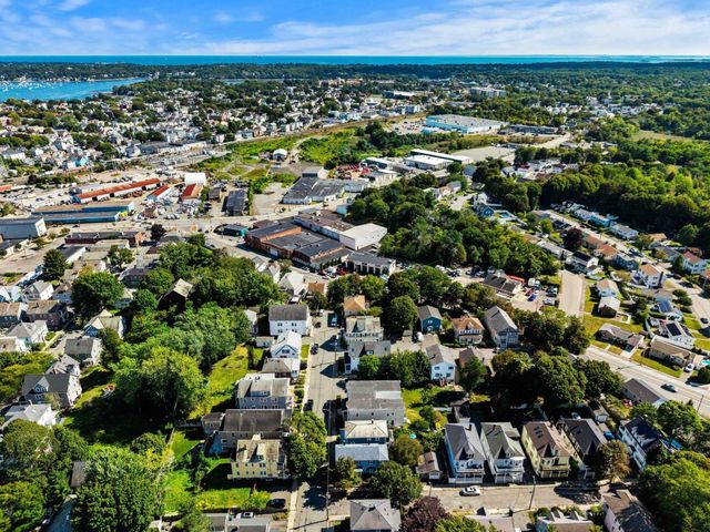 16 Phelps St 2, Salem, MA 01970