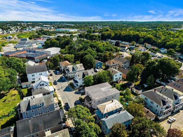 16 Phelps St 2, Salem, MA 01970