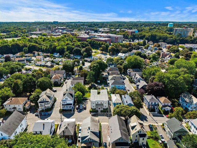 16 Phelps St 2, Salem, MA 01970