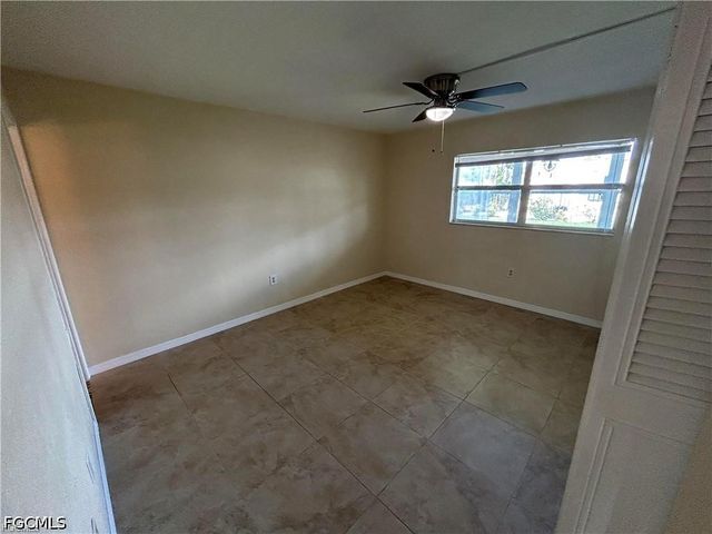2828 Jackson ST J3, Fort Myers, FL 33901