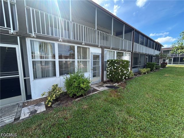 2828 Jackson ST J3, Fort Myers, FL 33901