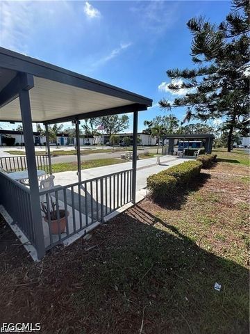 2828 Jackson ST J3, Fort Myers, FL 33901