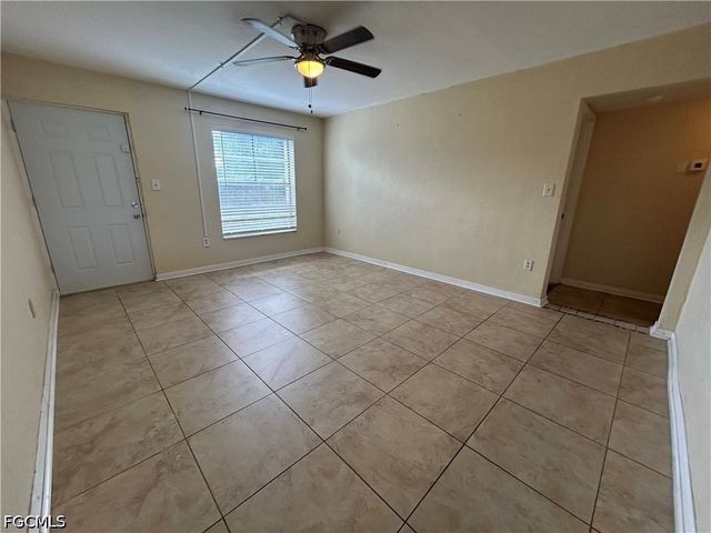 2828 Jackson ST J3, Fort Myers, FL 33901