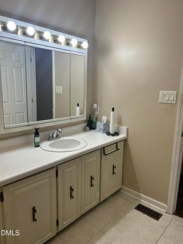 102 Pebblebrook Drive, Knightdale, NC 27545