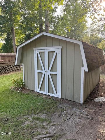 102 Pebblebrook Drive, Knightdale, NC 27545