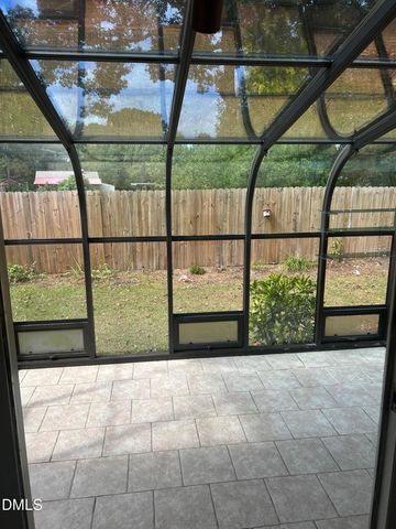 102 Pebblebrook Drive, Knightdale, NC 27545