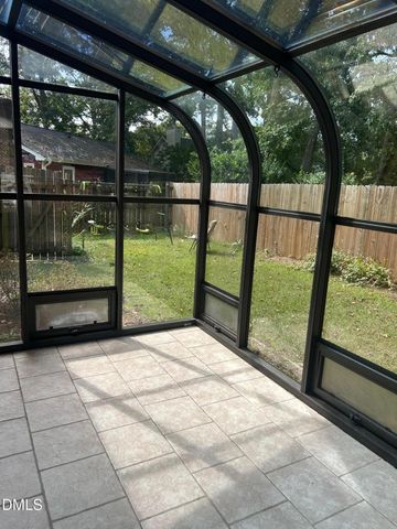 102 Pebblebrook Drive, Knightdale, NC 27545