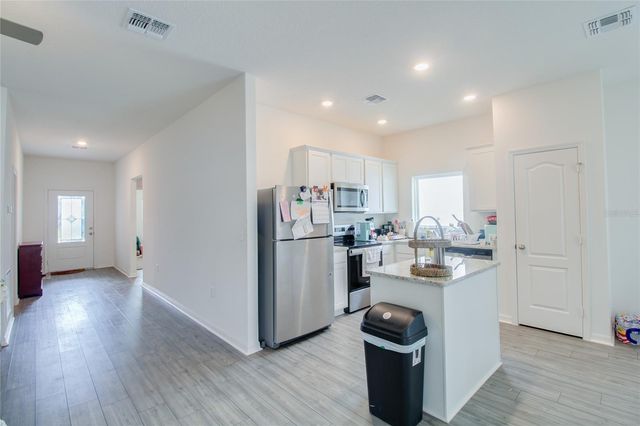 13478 LEAPING WATER WAY, Astatula, FL 34705