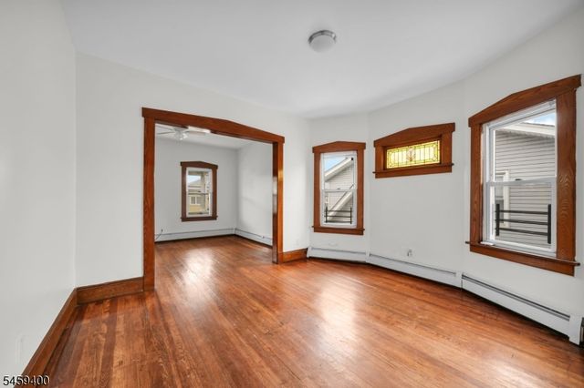 74 Christie Ave, Clifton City, NJ 07011