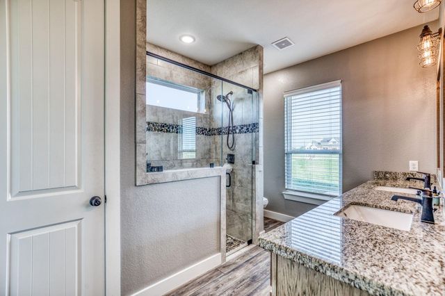 2455 County Road 289, East Bernard, TX 77435