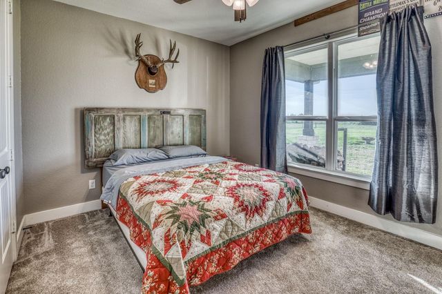 2455 County Road 289, East Bernard, TX 77435
