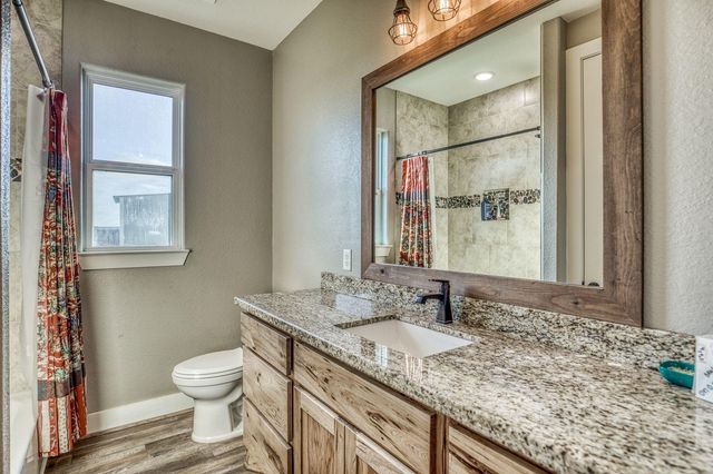 2455 County Road 289, East Bernard, TX 77435