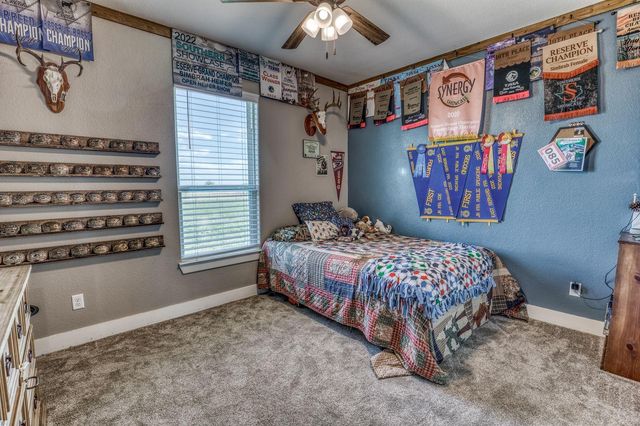 2455 County Road 289, East Bernard, TX 77435