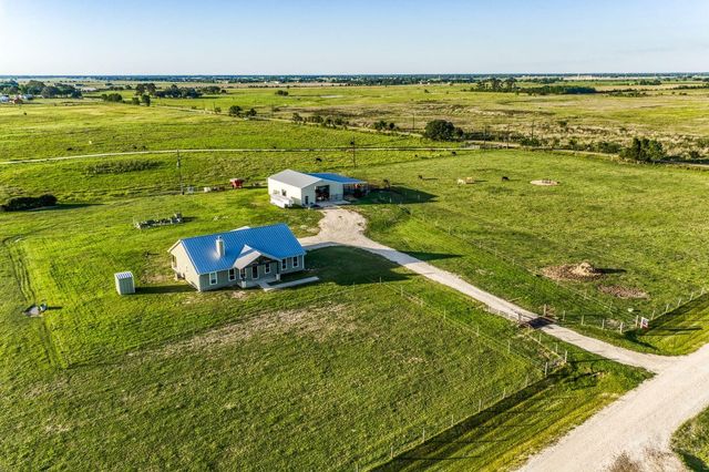 2455 County Road 289, East Bernard, TX 77435
