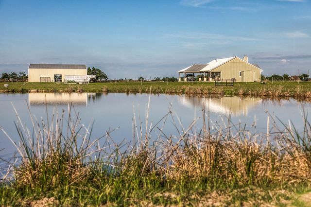 2455 County Road 289, East Bernard, TX 77435