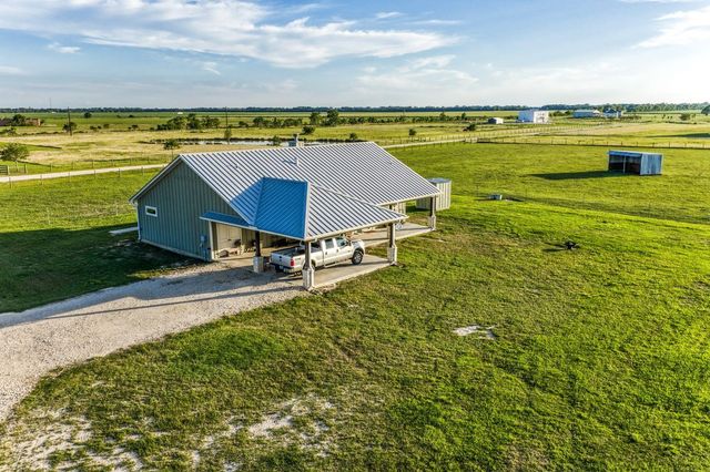 2455 County Road 289, East Bernard, TX 77435