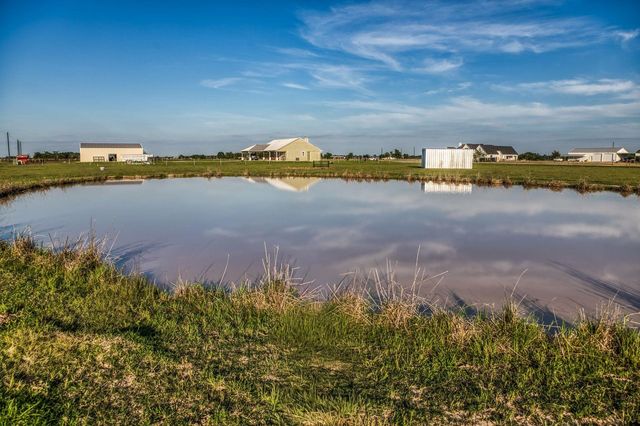 2455 County Road 289, East Bernard, TX 77435