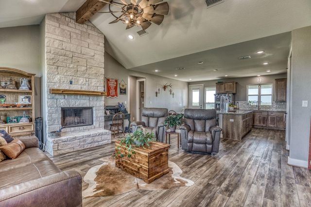 2455 County Road 289, East Bernard, TX 77435