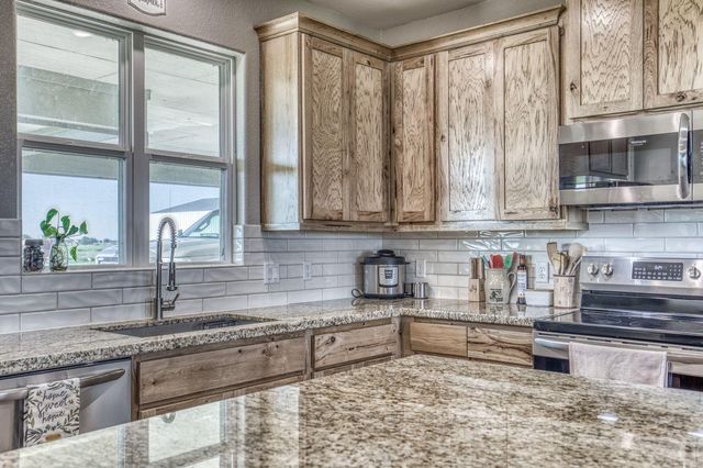 2455 County Road 289, East Bernard, TX 77435