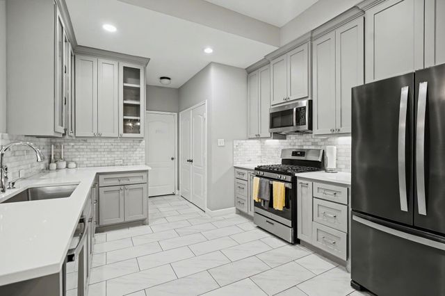 5339 Canyon Hollow Drive, Houston, TX 77084