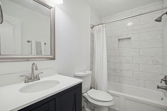 5339 Canyon Hollow Drive, Houston, TX 77084