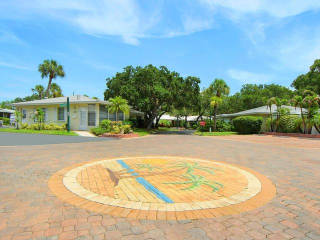 1214 MOONMIST CIRCLE S-01S, Sarasota, FL 34242