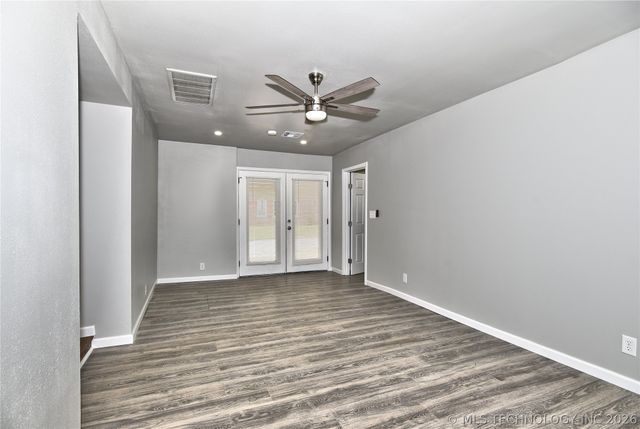 2104 N Boston Place, Tulsa, OK 74106