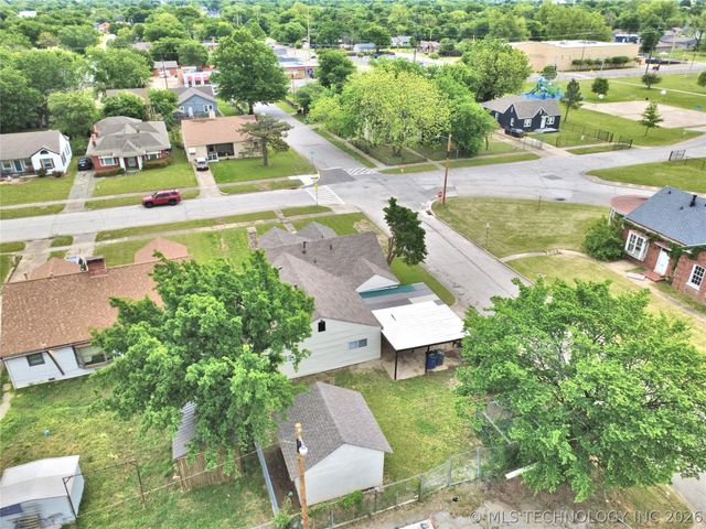 2104 N Boston Place, Tulsa, OK 74106