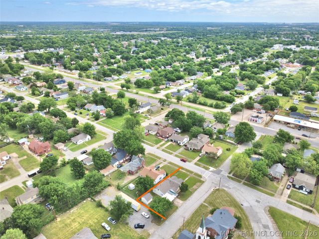 2104 N Boston Place, Tulsa, OK 74106