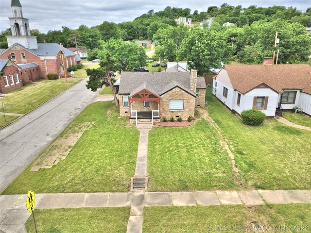 2104 N Boston Place, Tulsa, OK 74106